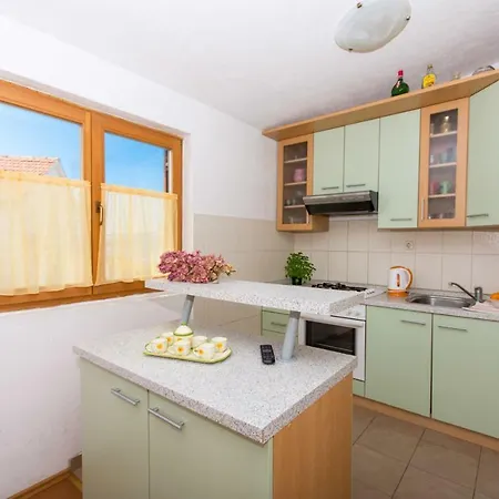 펜션 House Vlajcevic 트로기르